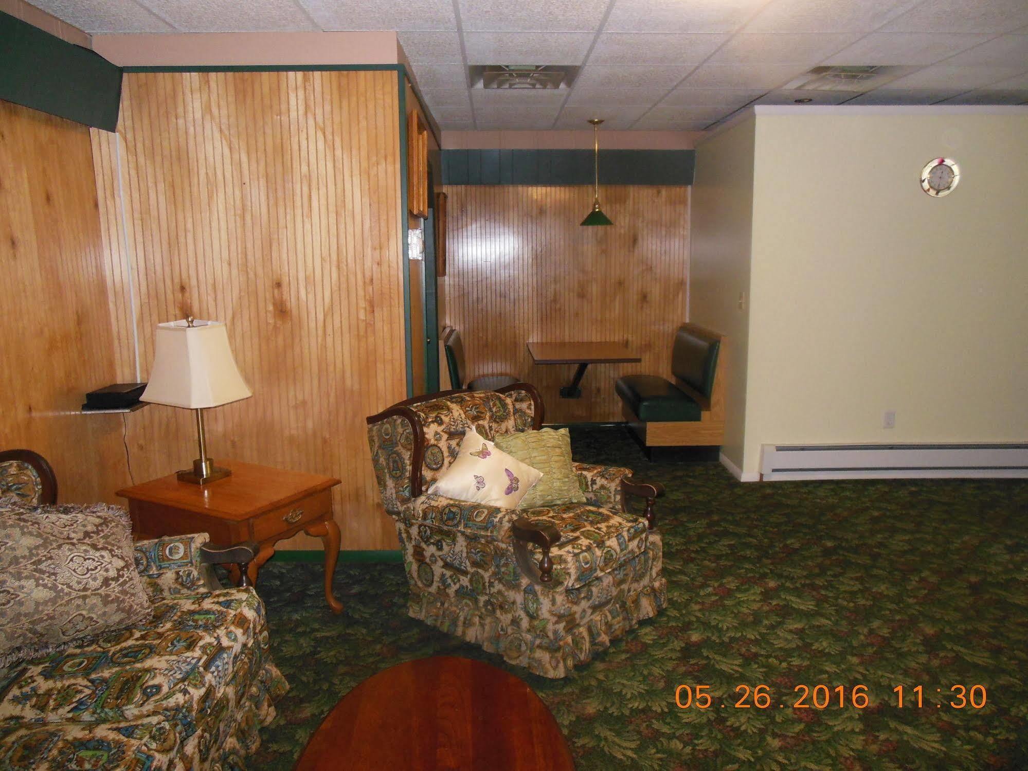 Evergreen Motel Осуего Екстериор снимка