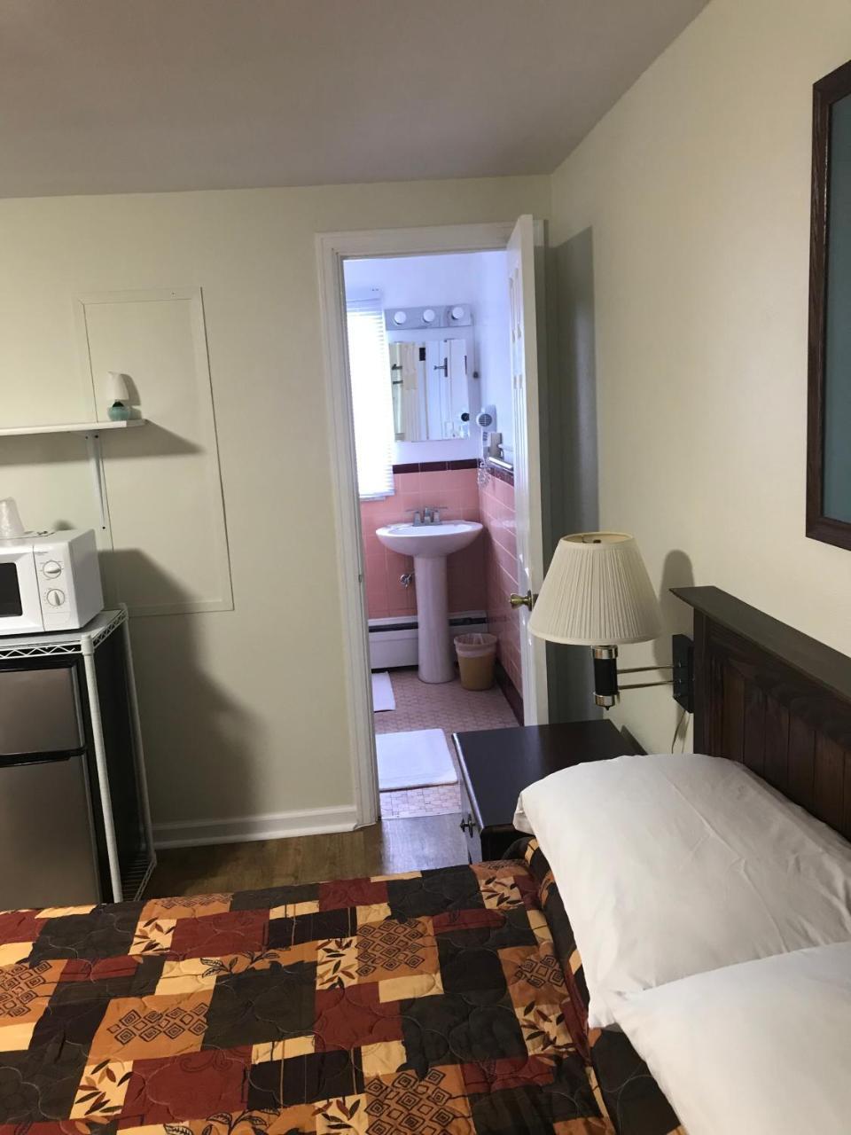 Evergreen Motel Осуего Екстериор снимка