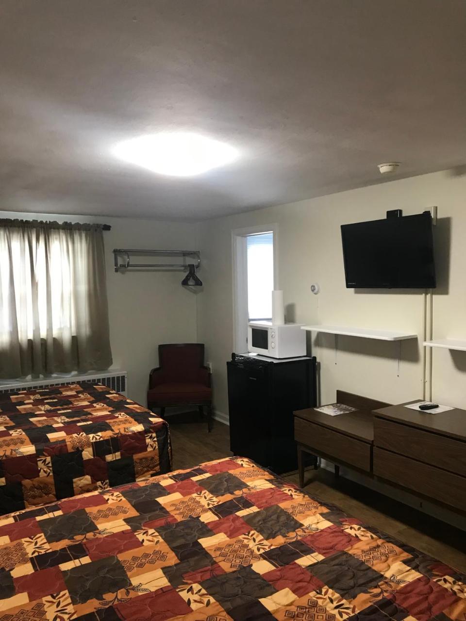 Evergreen Motel Осуего Екстериор снимка