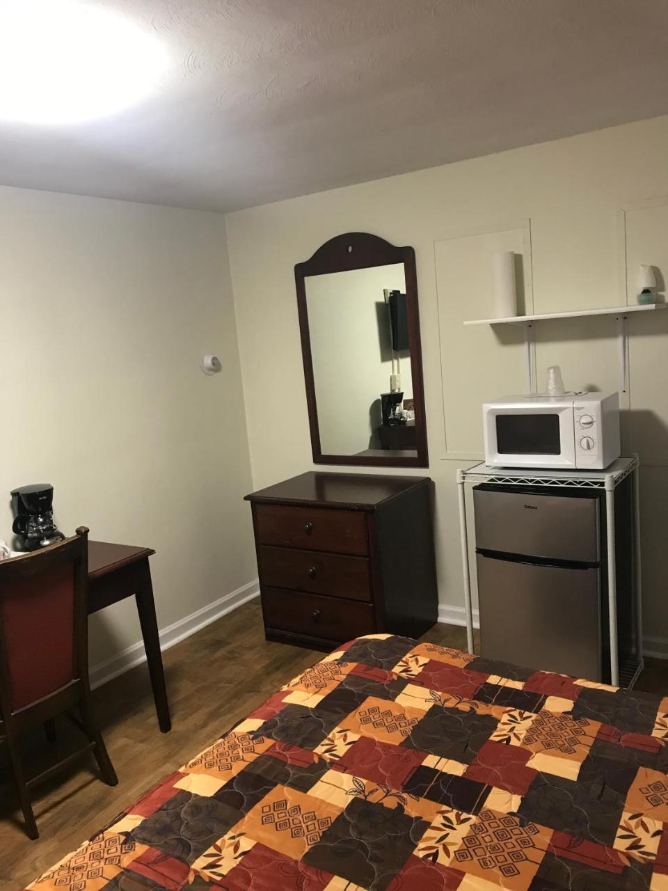 Evergreen Motel Осуего Екстериор снимка