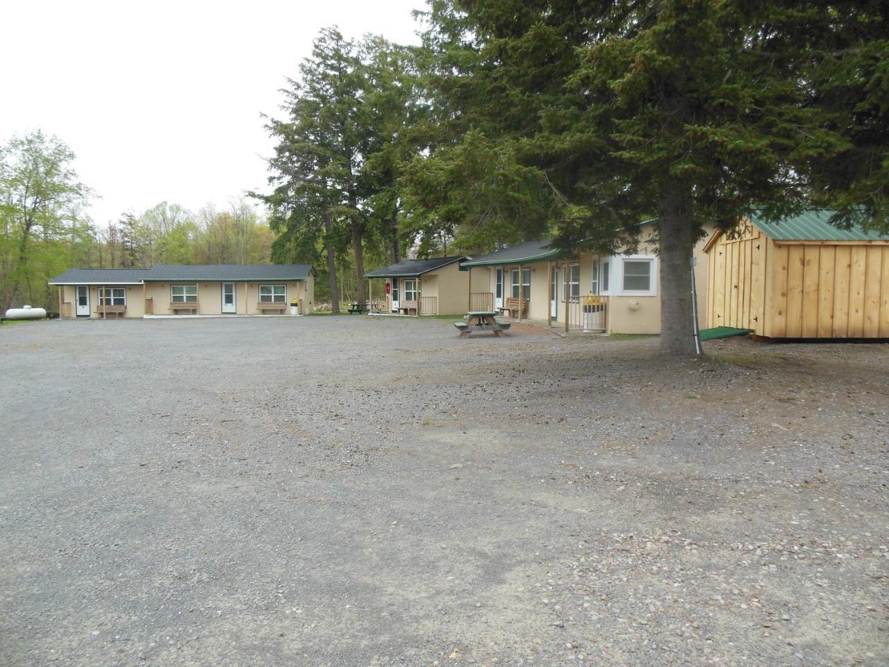 Evergreen Motel Осуего Екстериор снимка