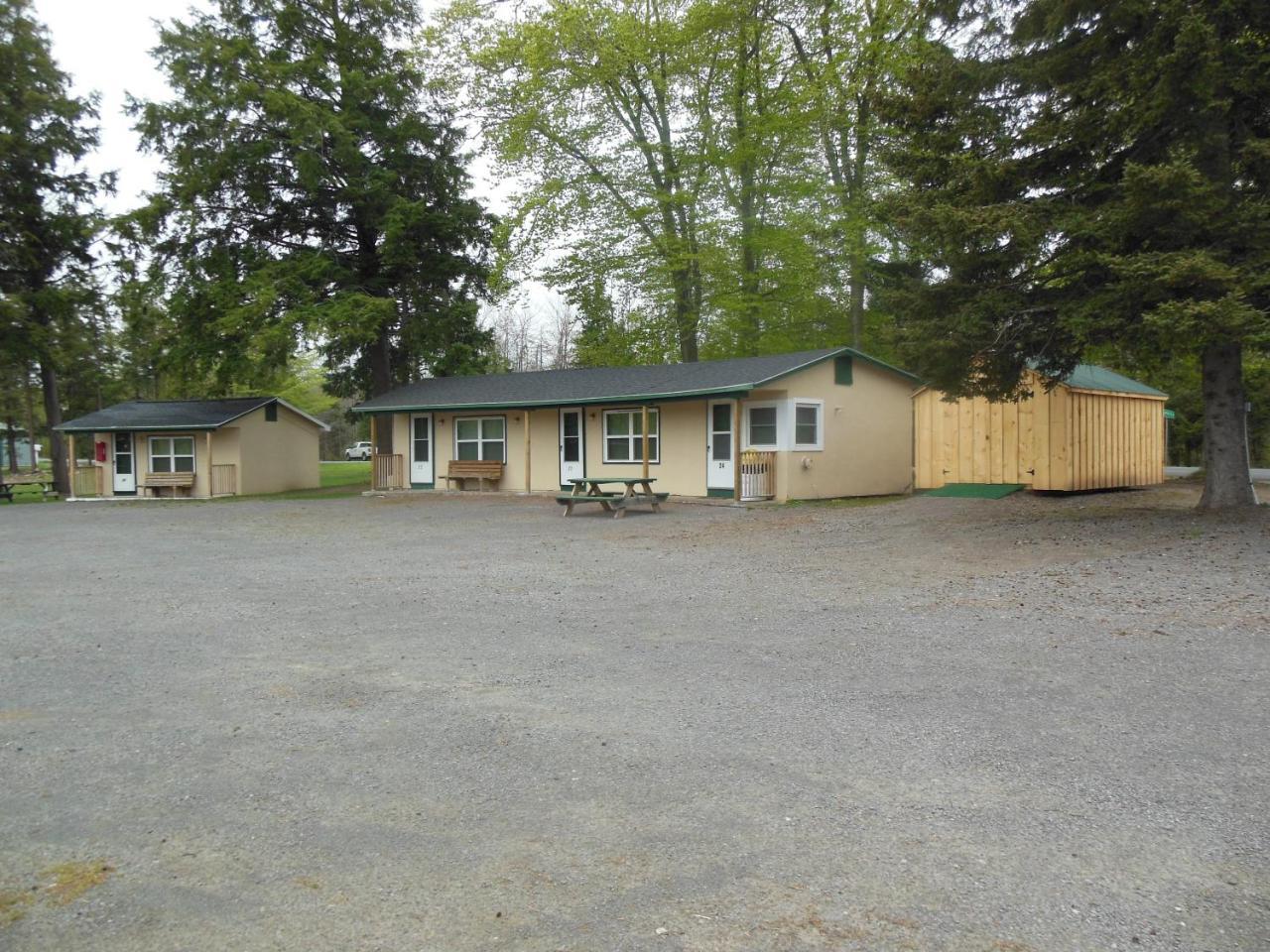 Evergreen Motel Осуего Екстериор снимка